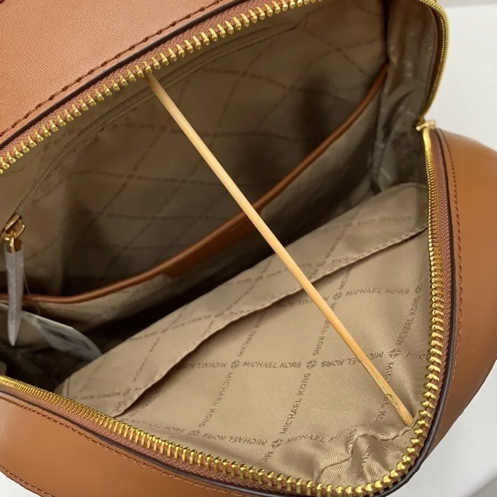 MICHAEL KORS JET SET GIRLS JAYCEE LARGE ZIP POCKET BACKPACK BROWN MULTI COLOR